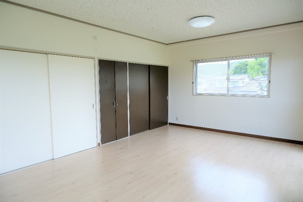 拡大写真：倉敷市松島 1階101の室内
