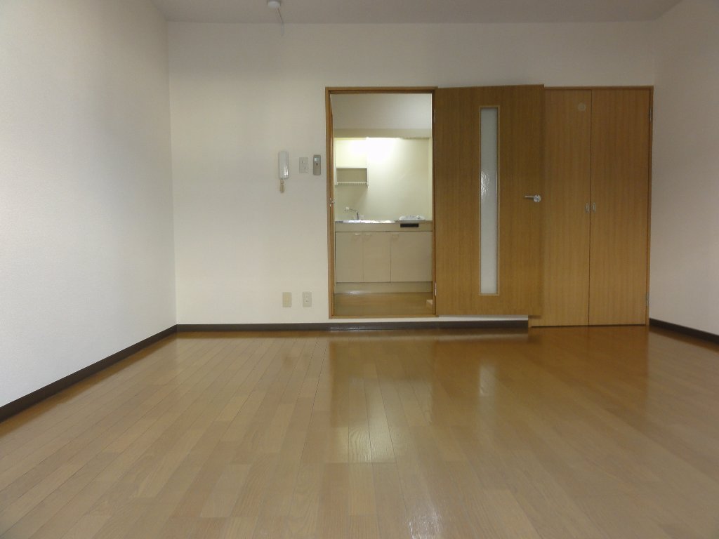 拡大写真：宇治市小倉町寺内 3階301の洋室