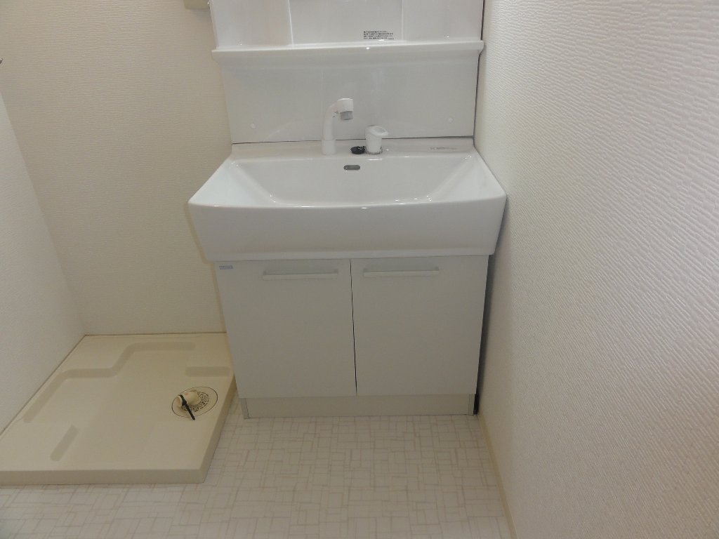 拡大写真：城陽市富野西垣内 6階608の洗面