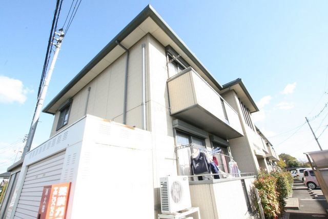 拡大写真：サテライトN　1棟 1階102の外観写真（昼）