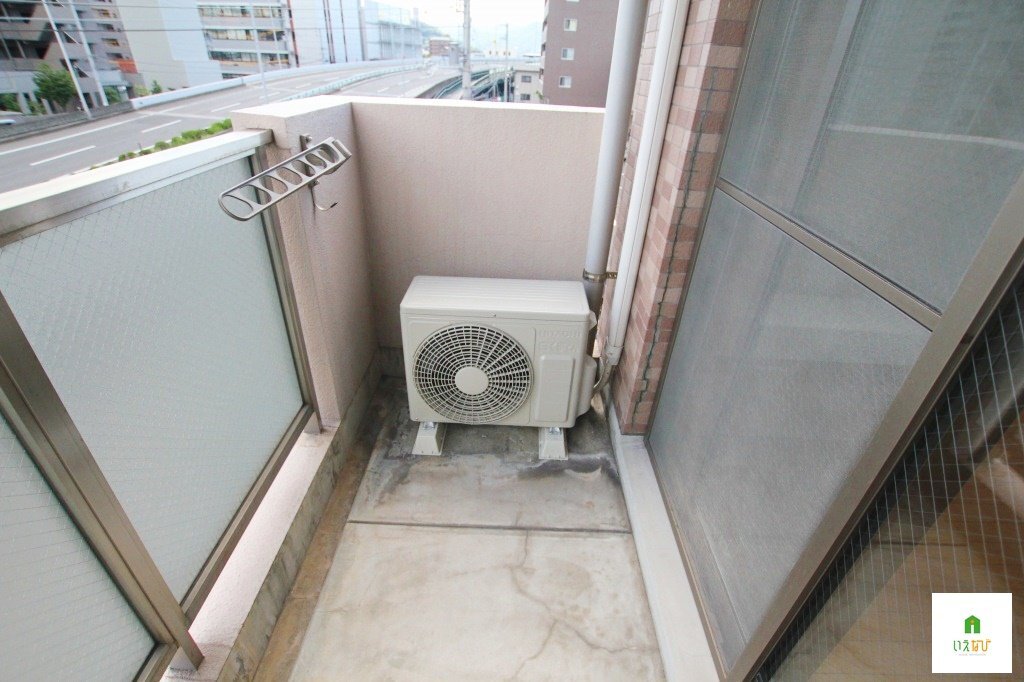 拡大写真:高松市錦町2丁目 3階303のベランダ
