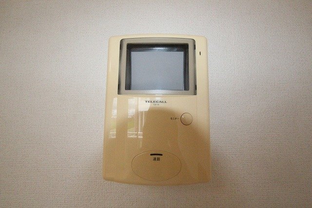 拡大写真:サニーサイドハウス森A 1階103のカメラ付インターホン