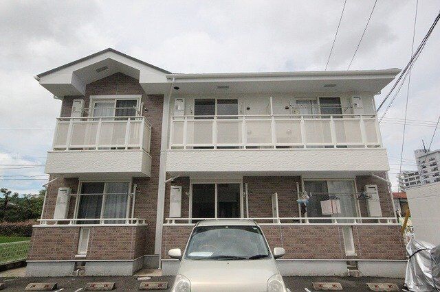 拡大写真:サニーサイドハウス森A 1階103の外観写真(昼)
