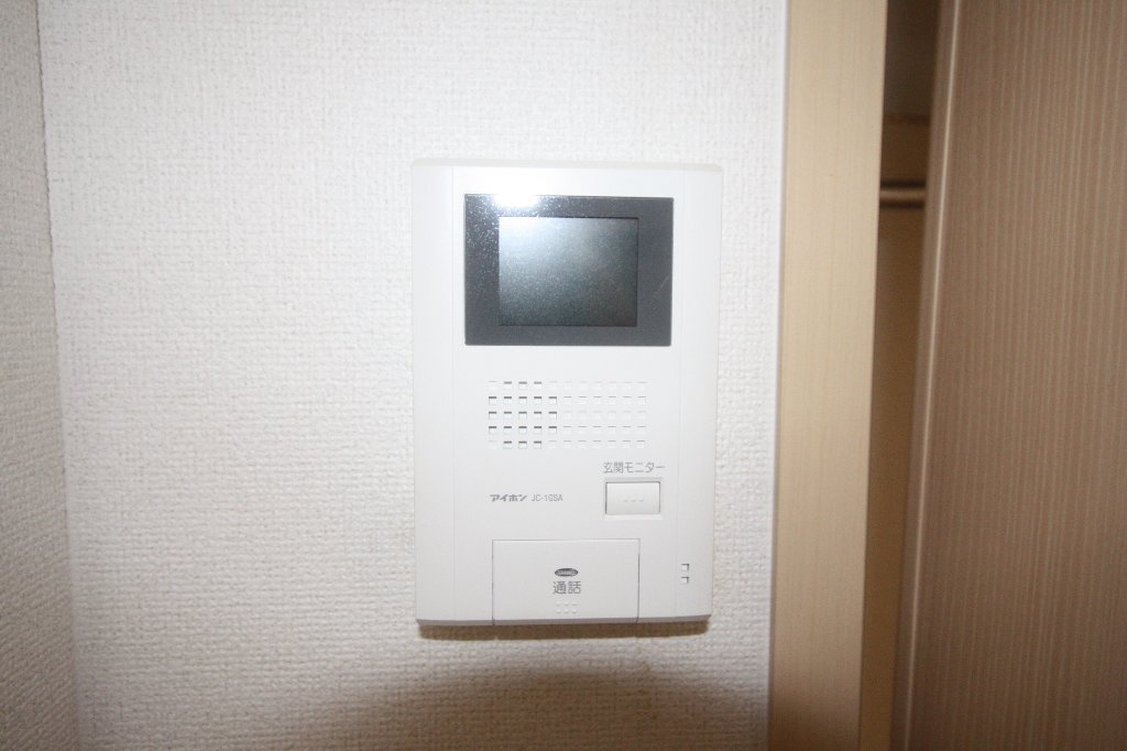 拡大写真：リヴァード・プレッソⅡ 1階103のカメラ付インターホン
