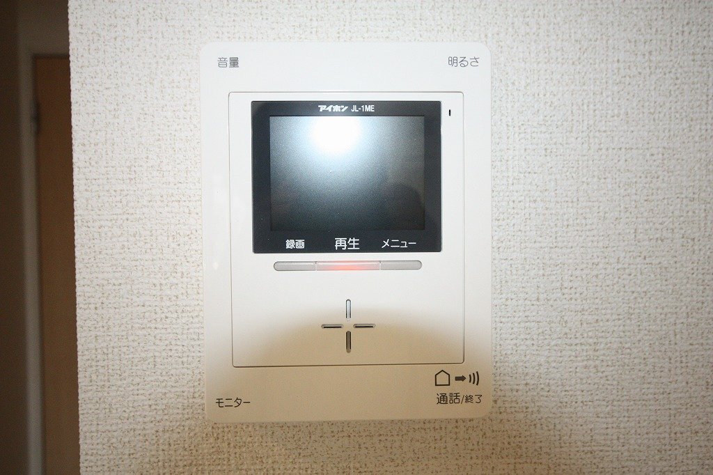 拡大写真:ティファニーⅡ 1階101のカメラ付インターホン