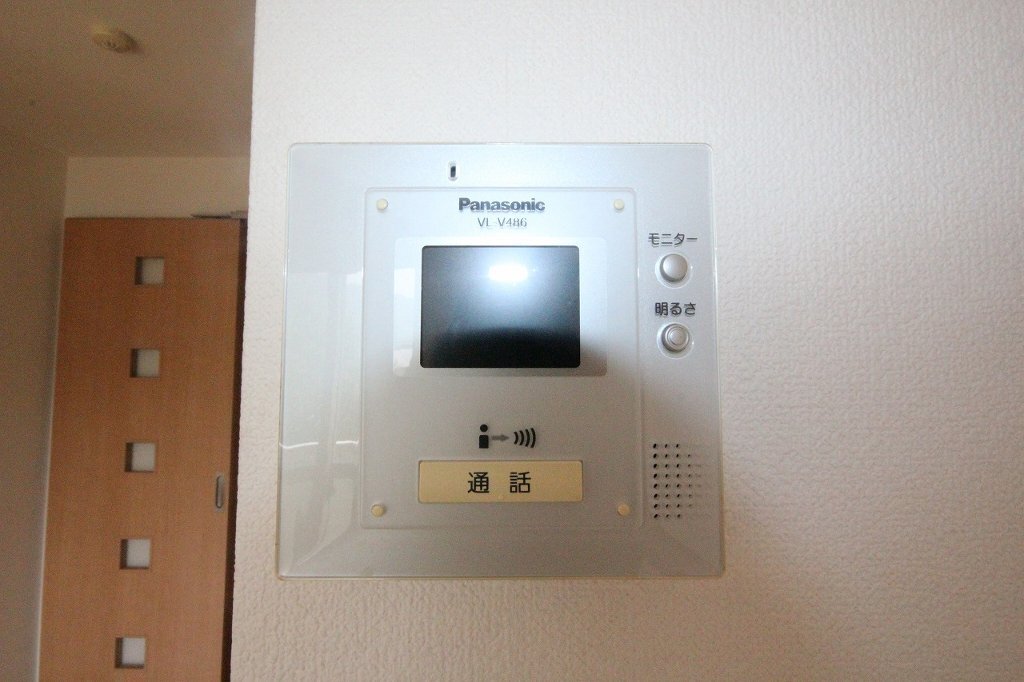 拡大写真:コンシェルジュⅡ 2階202のカメラ付インターホン