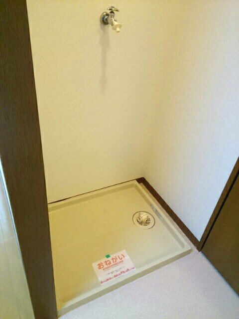 拡大写真：イグレック。楯　Ｂ 1階101の洗濯機置場
