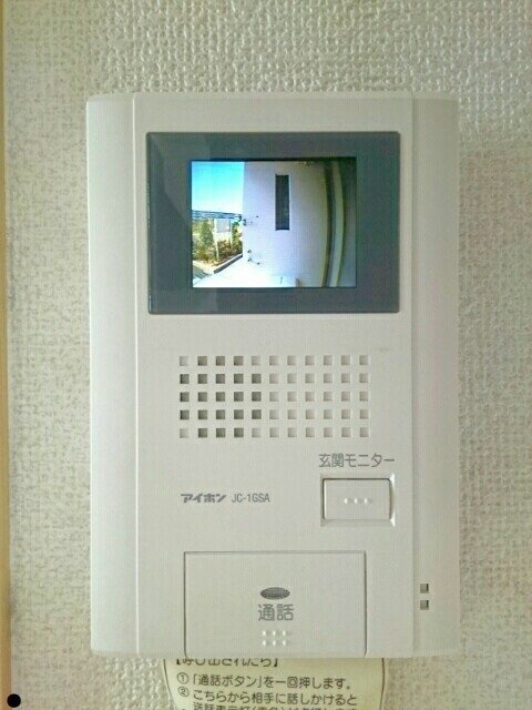 拡大写真:サンウエスト 1階105のカメラ付インターホン