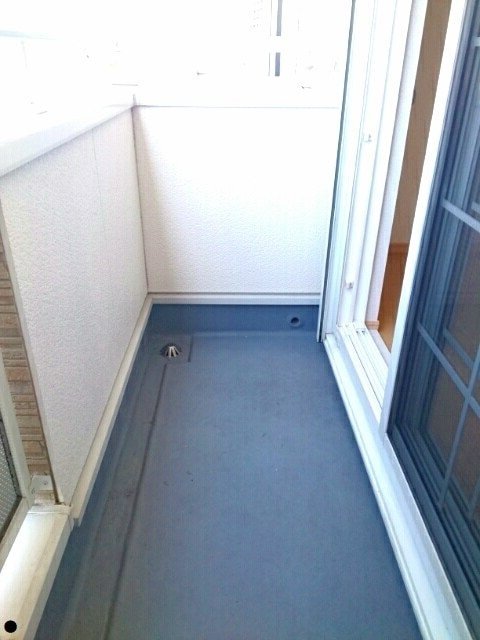 拡大写真:サンウエスト 1階105のベランダ