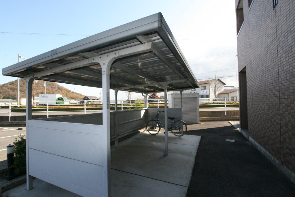 拡大写真：高松市三谷町 1階101の共有部分
