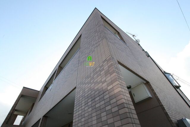拡大写真：高松市三谷町 1階101の外観写真（昼）