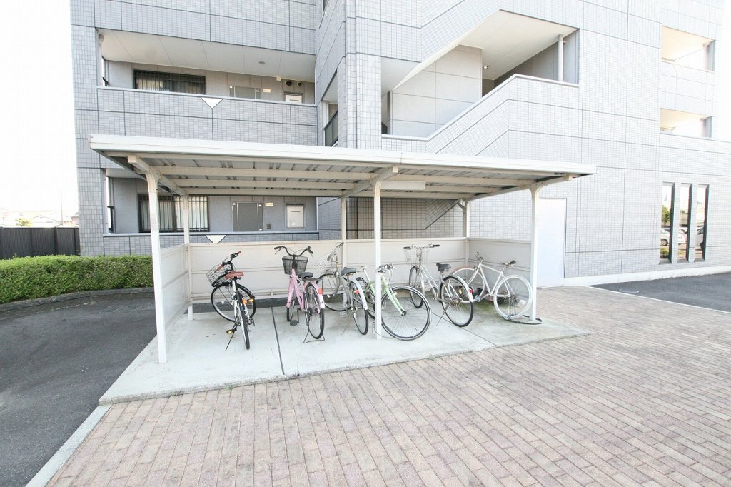 拡大写真:高松市林町 1階202の共有部分