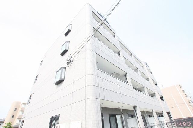 拡大写真:高松市林町 3階302の外観写真(昼)