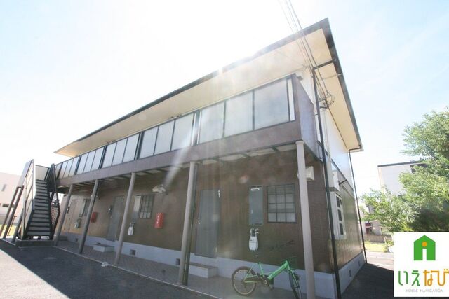 拡大写真：サンライフ八坂　Ｂ棟 1階102の外観写真（昼）