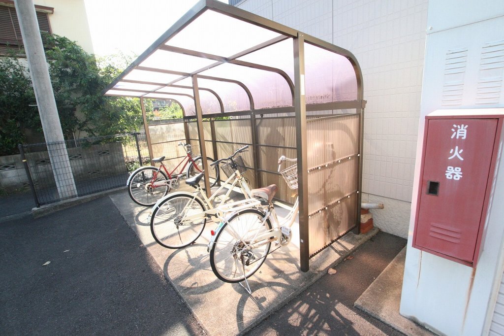 拡大写真：ディアス中塚　B棟 1階102の共有部分