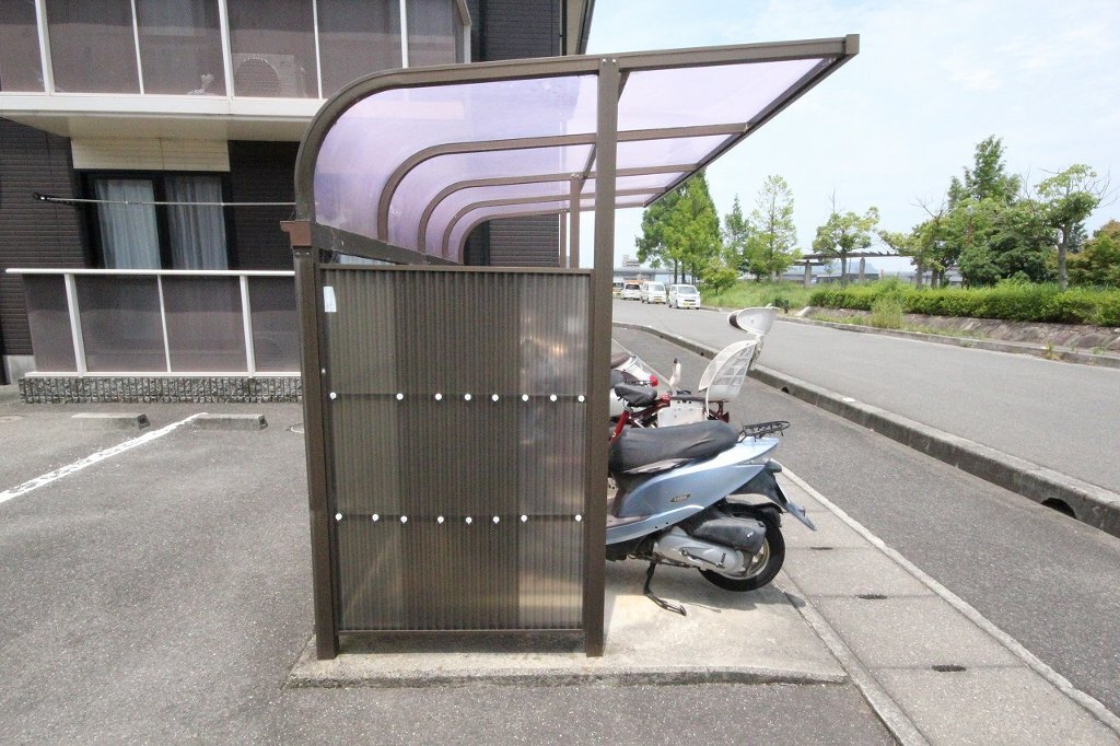 拡大写真:高松市林町 2階201の共有部分