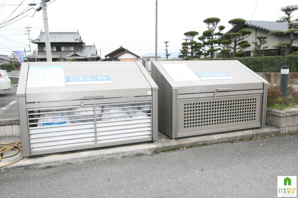 拡大写真：サンモールⅡ 2階201の共有部分