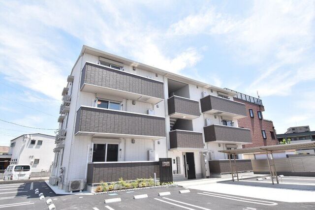 丸亀市中府町3丁目の外観