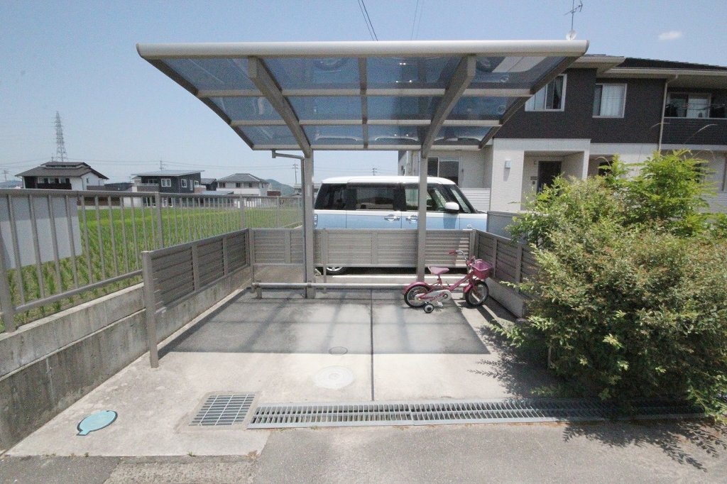 拡大写真:さぬき市長尾東 1階102の共有部分