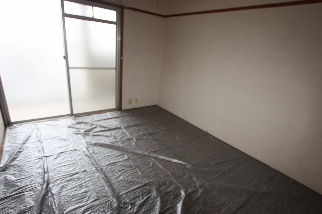 拡大写真:一里山マンション 2階203の室内