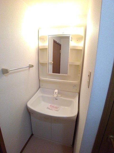 拡大写真:仲多度郡琴平町苗田 1階103の洗面