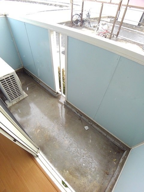 拡大写真:仲多度郡琴平町苗田 1階103のベランダ