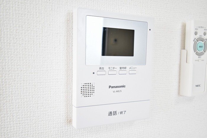 拡大写真：セジュール　サライ　A棟 2階201のカメラ付インターホン