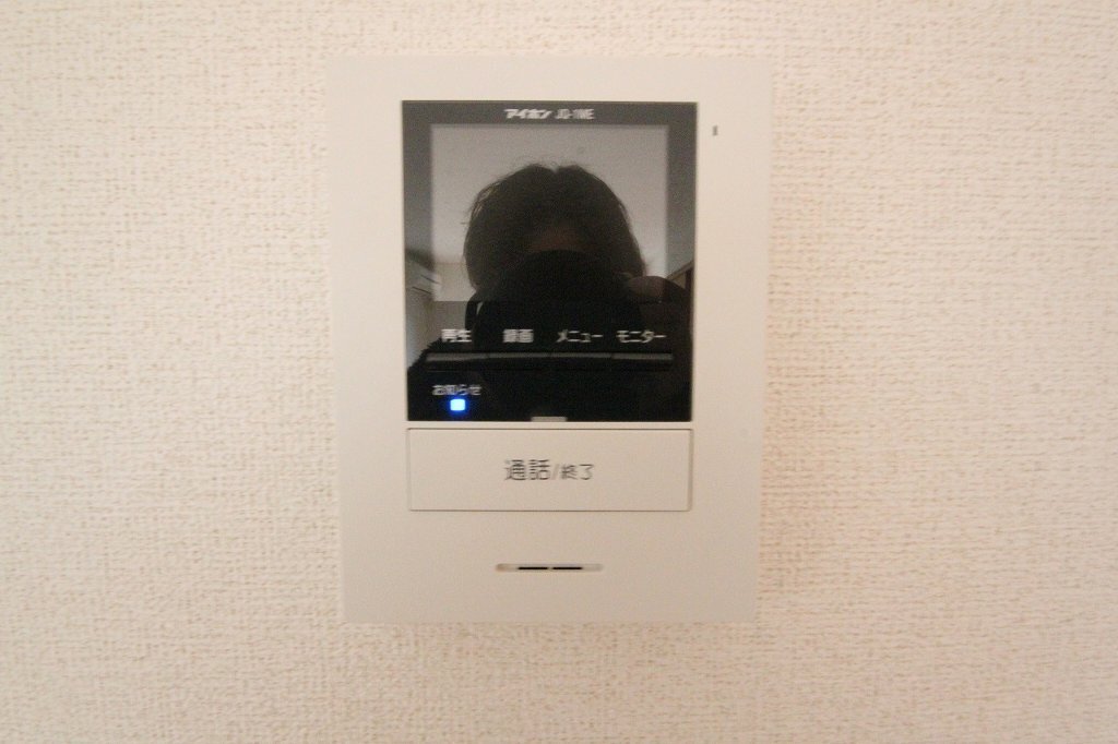 拡大写真：高松市牟礼町原 2階201のカメラ付インターホン