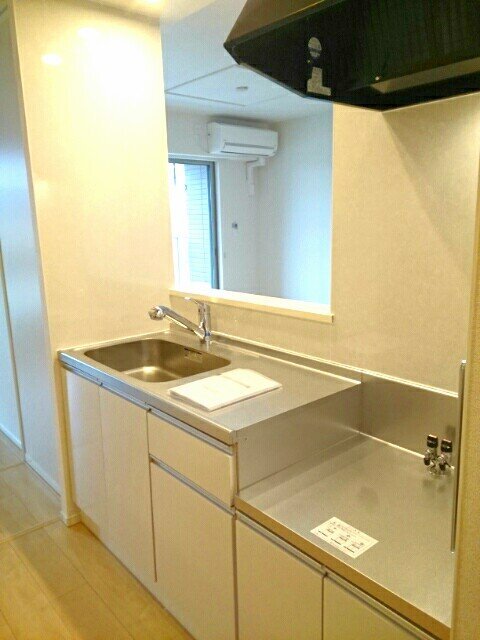 拡大写真:丸亀市土器町東1丁目 2階202のキッチン