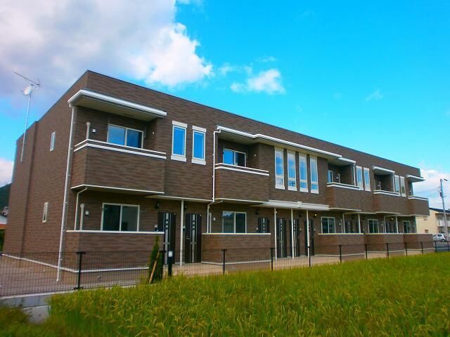 坂出市川津町の外観