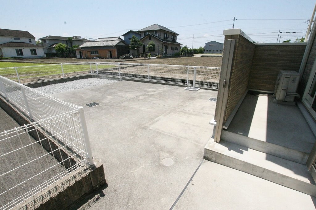 拡大写真:高松市三谷町 1階103のベランダ