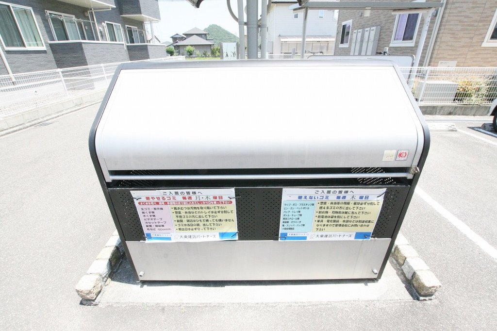 拡大写真:高松市三谷町 1階103の共有部分