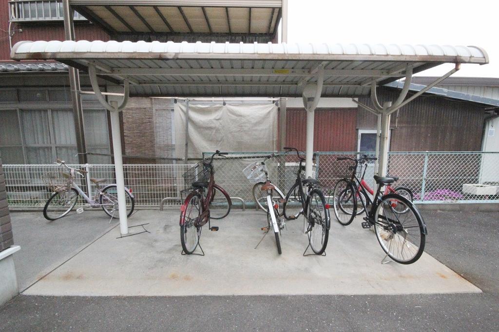 拡大写真:高松市香西本町 2階201の共有部分
