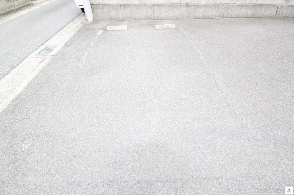 拡大写真:高松市伏石町 2階201の共有部分