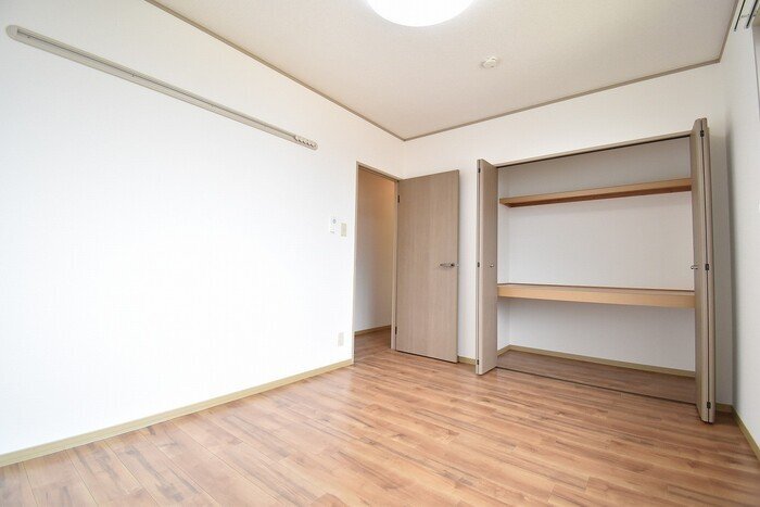 拡大写真:仲多度郡多度津町大字葛原 2階201の寝室