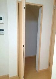 拡大写真:丸亀市原田町 1階101のクローゼット