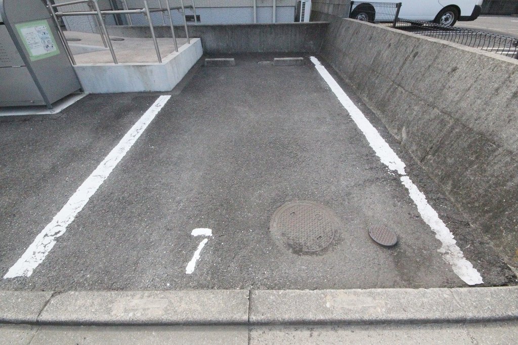 拡大写真:高松市木太町 2階201の共有部分