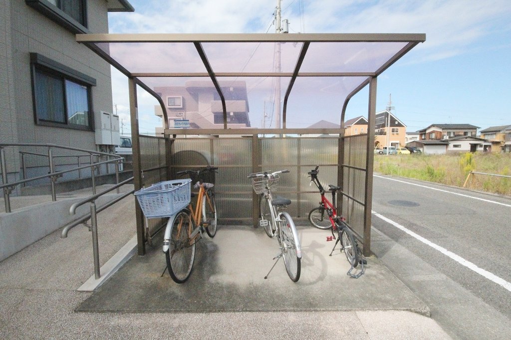 拡大写真:高松市木太町 2階201の共有部分
