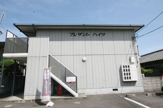 拡大写真:高松市太田上町 1階103の外観写真(昼)