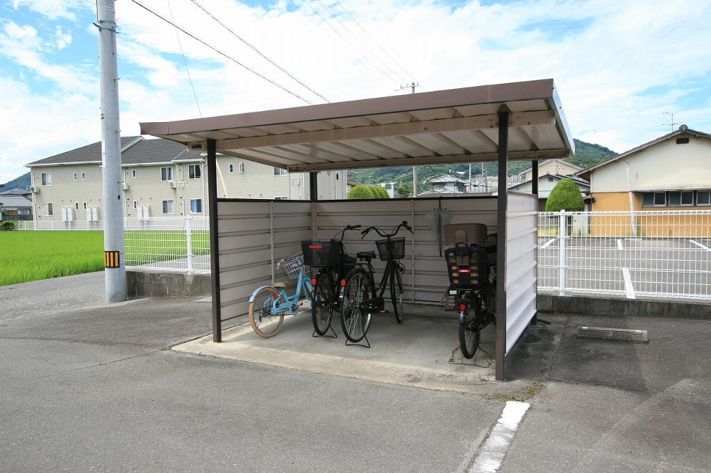 拡大写真:高松市香西東町 1階101の共有部分