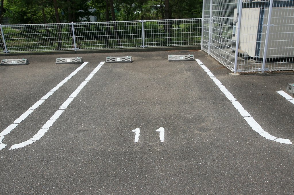 拡大写真:高松市上天神町 3階304の共有部分