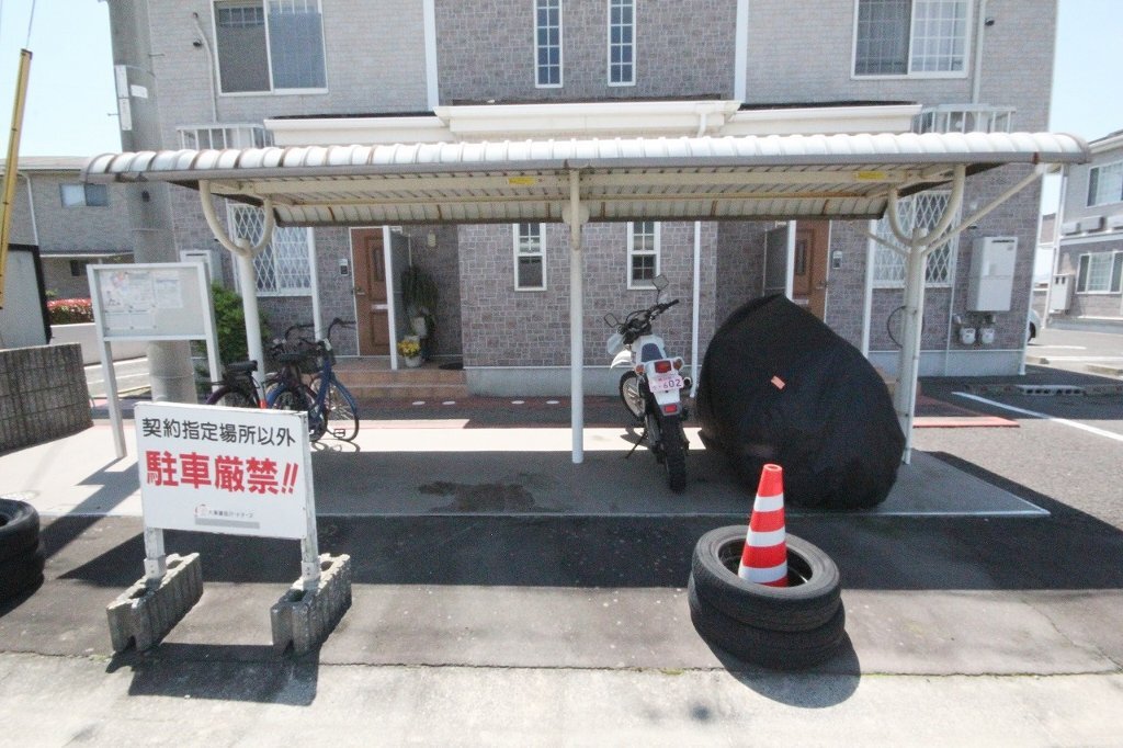 拡大写真:高松市円座町 1階102の共有部分