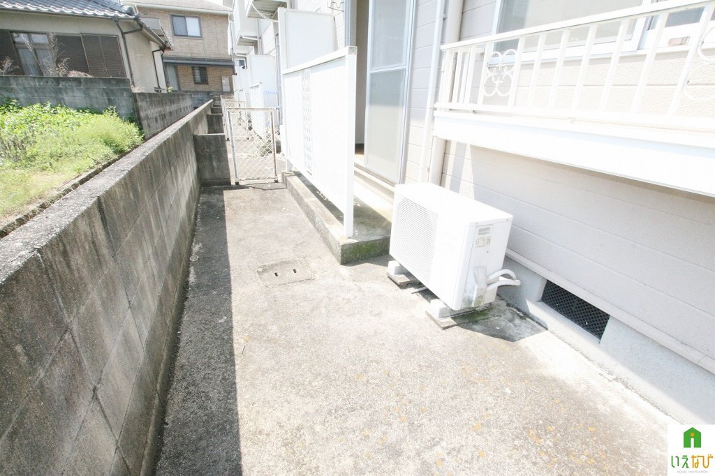 拡大写真：高松市成合町 2階205のベランダ