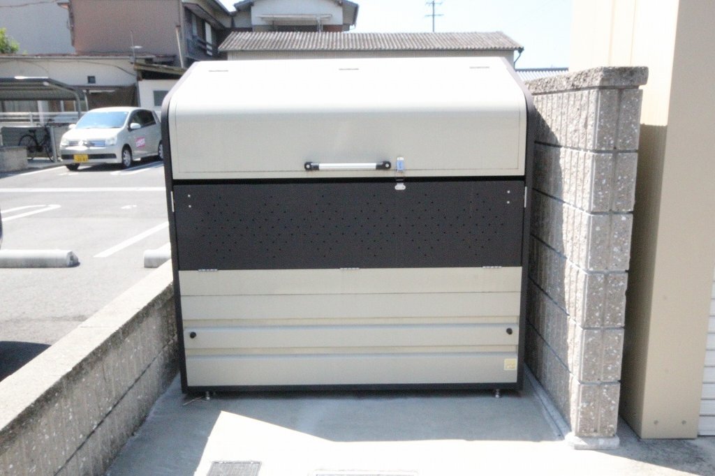 拡大写真:高松市仏生山町甲 2階201の共有部分