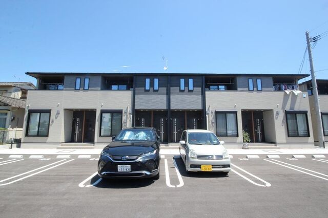 拡大写真:ベルシオン東山崎町B 1階101の外観写真(昼)