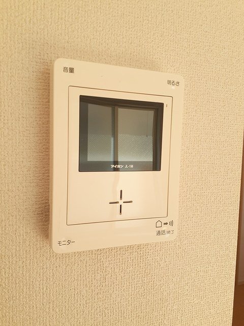 拡大写真:丸亀市御供所町1丁目 2階202のカメラ付インターホン