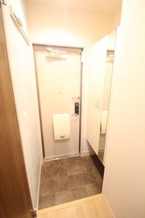 拡大写真:丸亀市塩屋町1丁目 1階106の玄関