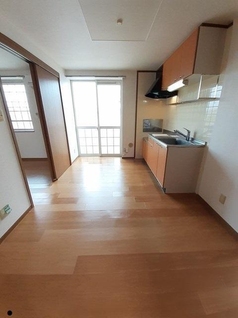 拡大写真:綾歌郡宇多津町岩屋 2階202のリビング