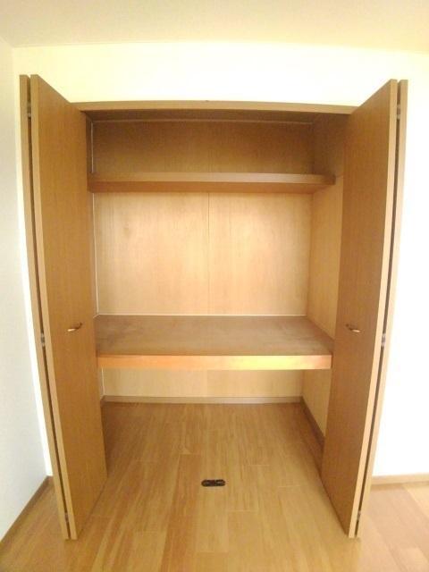 拡大写真:仲多度郡まんのう町四條 2階202の収納