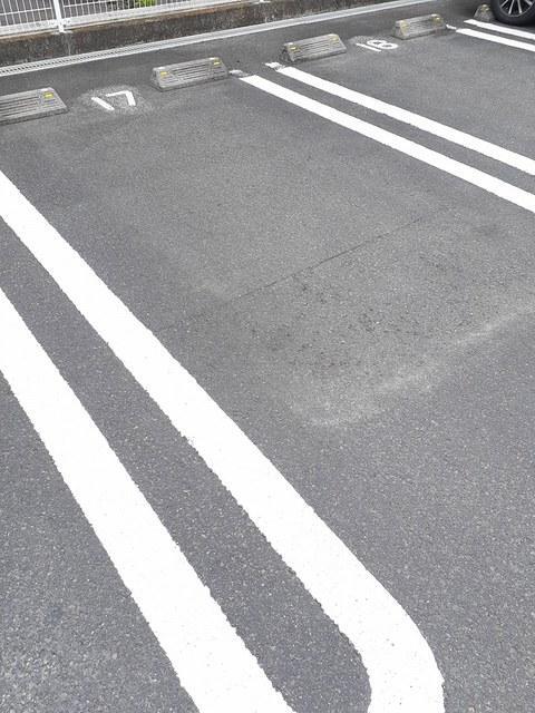拡大写真:サン・フィールドB 2階203のベランダ
